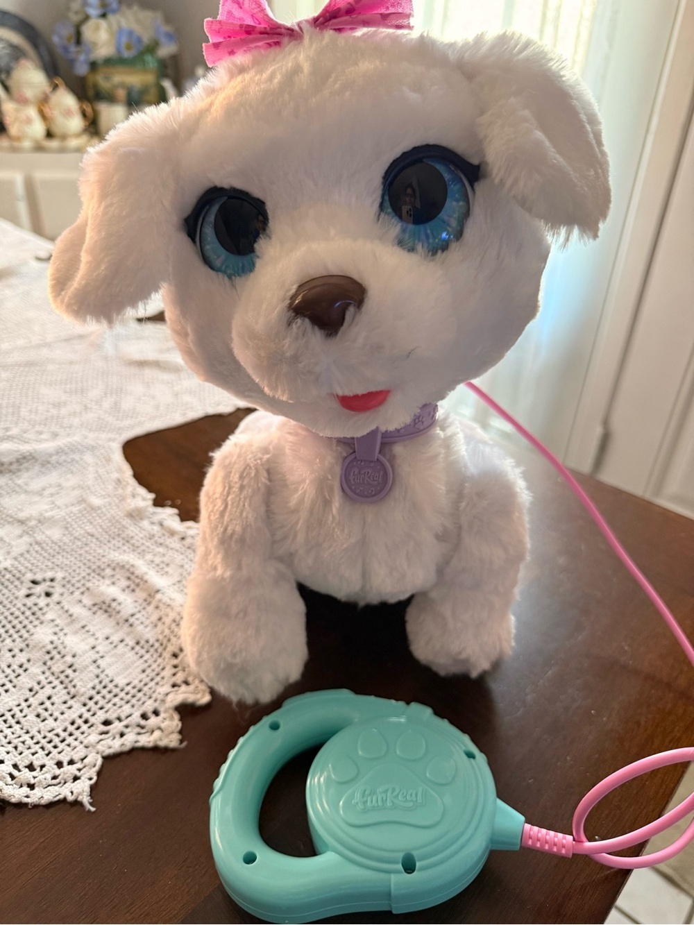 furReal GoGo My Dancin' Pup Interactive Electronic White Puppy Dog Toy w/ Leash